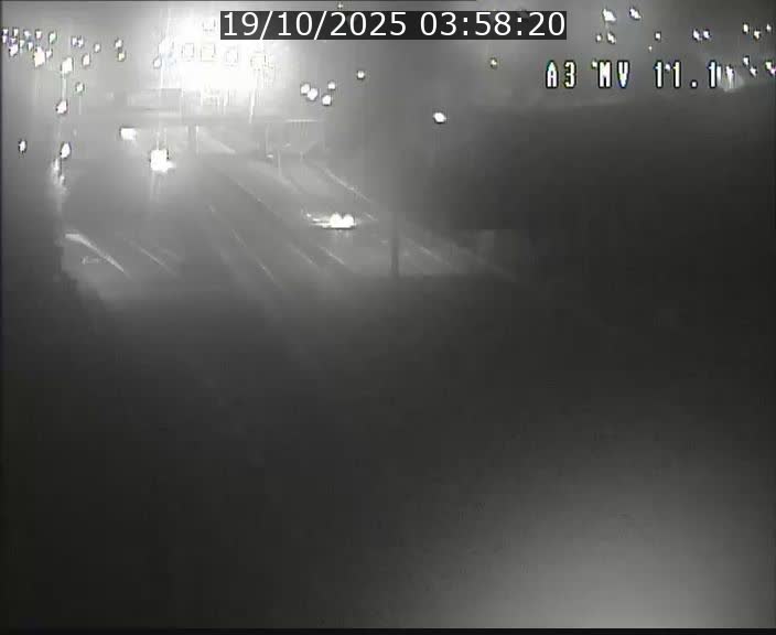 <h2>Traffic live webcam Luxembourg Croix de Bettembourg A3 - BK 11.1 - direction Luxembourg-ville</h2>