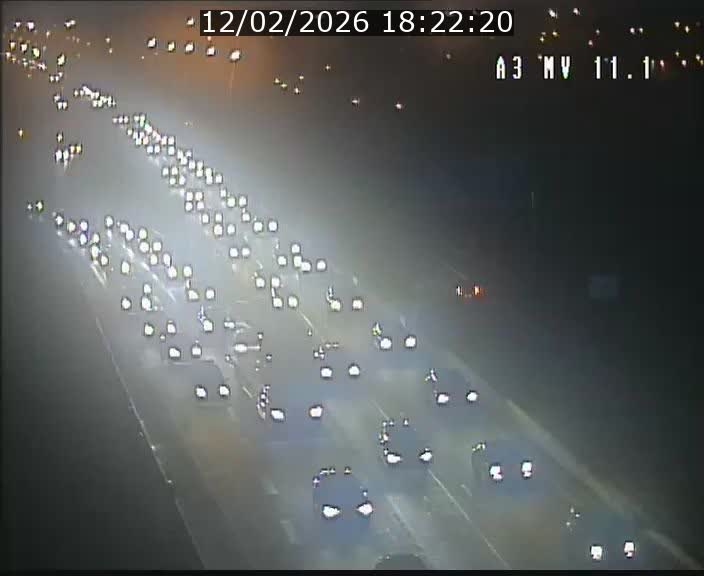 <h2>Traffic live webcam Luxembourg Croix de Bettembourg A3 - BK 11.1 - direction Luxembourg-ville</h2>