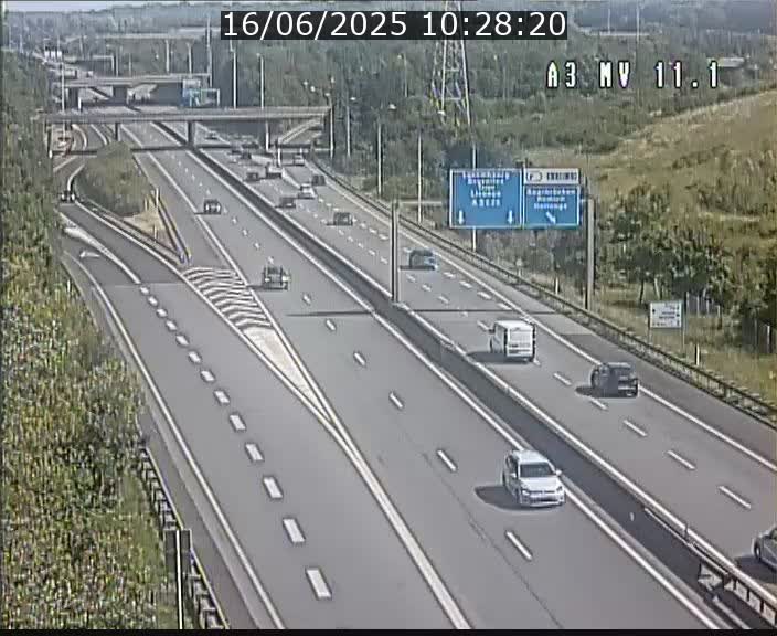 Traffic live webcam Luxembourg Croix de Bettembourg A3 - BK 11.1 - direction Luxembourg-ville