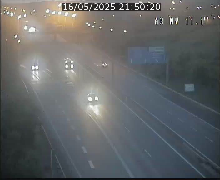 <h2>Traffic live webcam Luxembourg Croix de Bettembourg A3 - BK 11.1 - direction Luxembourg-ville</h2>