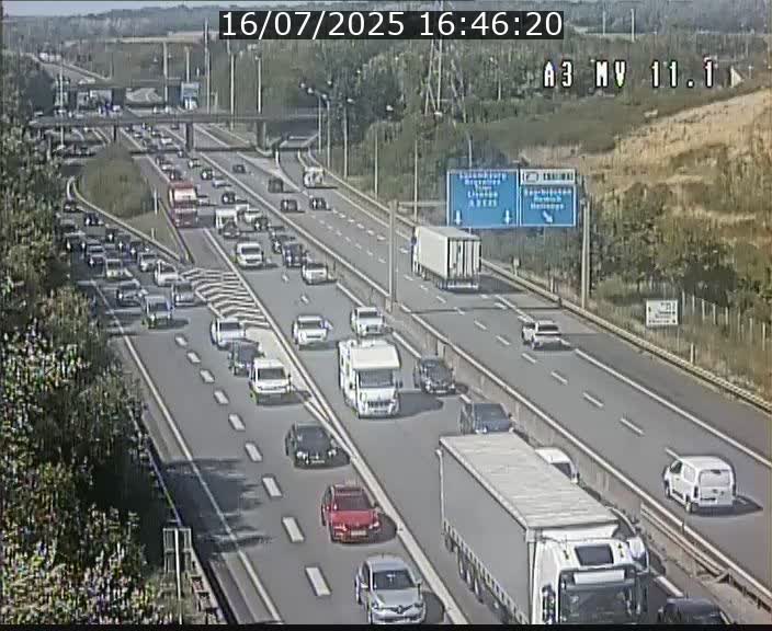 Traffic live webcam Luxembourg Croix de Bettembourg A3 - BK 11.1 - direction Luxembourg-ville