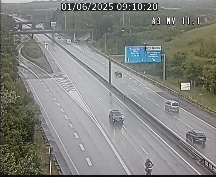 Traffic live webcam Luxembourg Croix de Bettembourg A3 - BK 11.1 - direction Luxembourg-ville