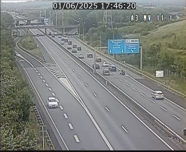 Traffic live webcam Luxembourg Croix de Bettembourg A3 - BK 11.1 - direction Luxembourg-ville