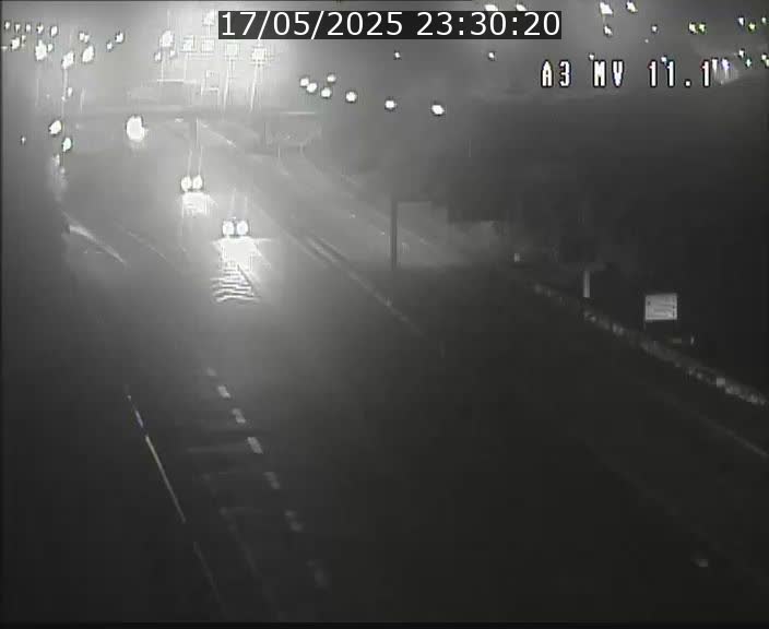 <h2>Traffic live webcam Luxembourg Croix de Bettembourg A3 - BK 11.1 - direction Luxembourg-ville</h2>
