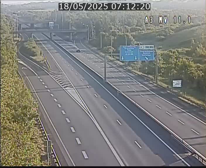 <h2>Traffic live webcam Luxembourg Croix de Bettembourg A3 - BK 11.1 - direction Luxembourg-ville</h2>