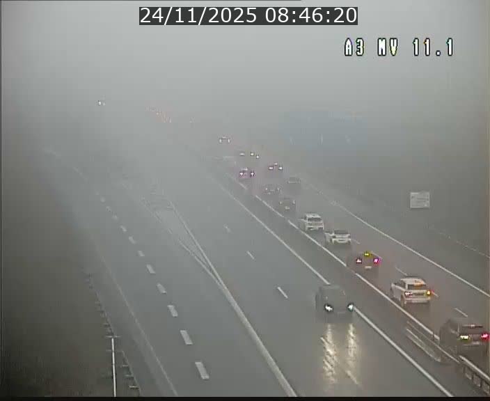 Traffic live webcam Luxembourg Croix de Bettembourg A3 - BK 11.1 - direction Luxembourg-ville