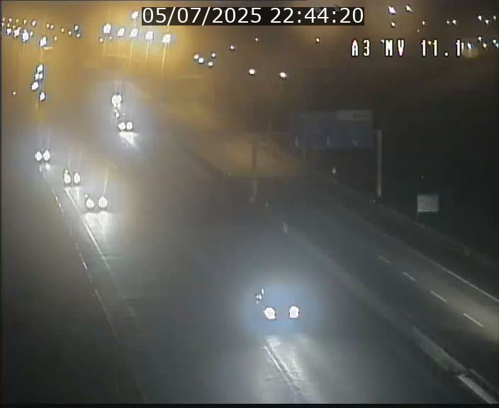 Traffic live webcam Luxembourg Croix de Bettembourg A3 - BK 11.1 - direction Luxembourg-ville
