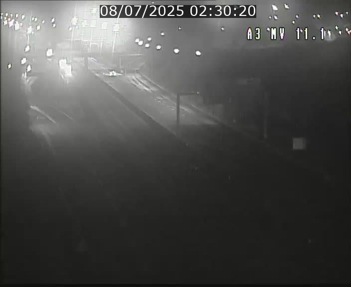Traffic live webcam Luxembourg Croix de Bettembourg A3 - BK 11.1 - direction Luxembourg-ville