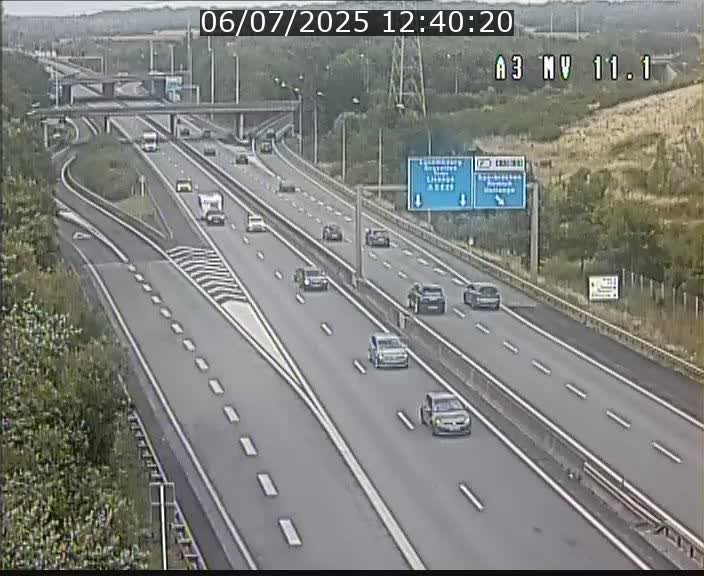 Traffic live webcam Luxembourg Croix de Bettembourg A3 - BK 11.1 - direction Luxembourg-ville
