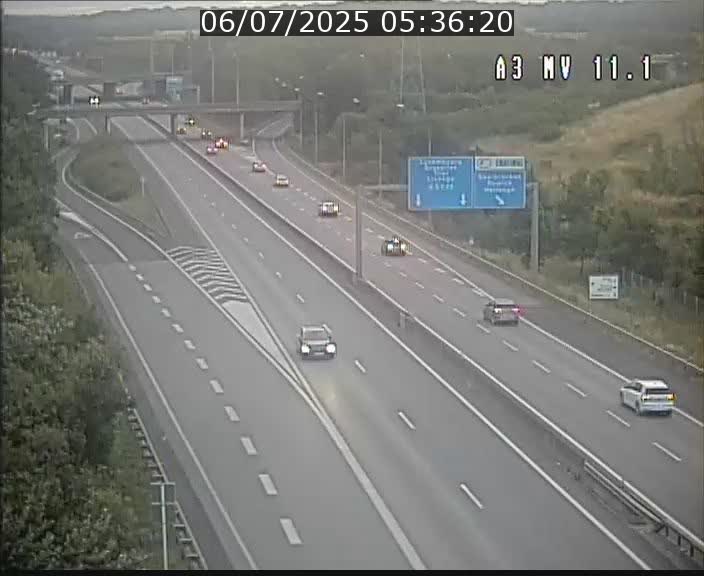 Traffic live webcam Luxembourg Croix de Bettembourg A3 - BK 11.1 - direction Luxembourg-ville