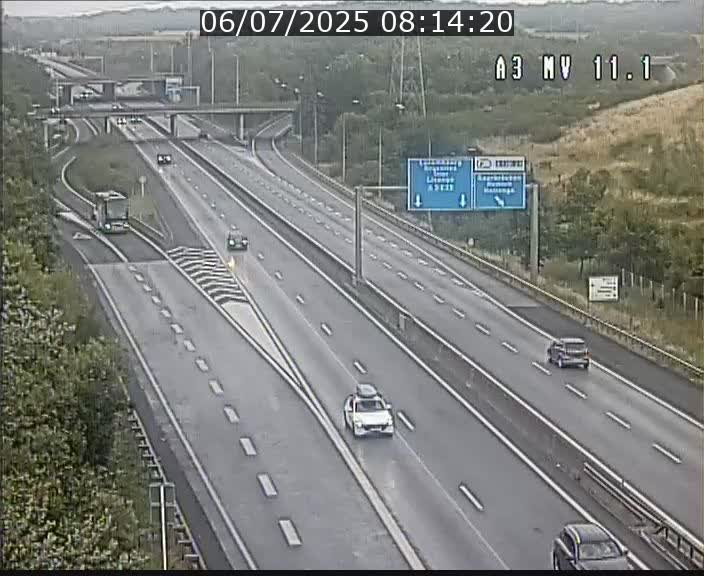 Traffic live webcam Luxembourg Croix de Bettembourg A3 - BK 11.1 - direction Luxembourg-ville