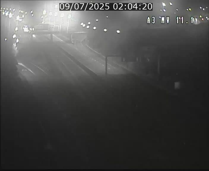 Traffic live webcam Luxembourg Croix de Bettembourg A3 - BK 11.1 - direction Luxembourg-ville