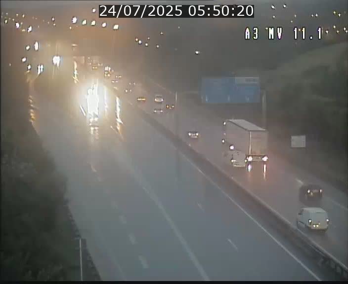 Traffic live webcam Luxembourg Croix de Bettembourg A3 - BK 11.1 - direction Luxembourg-ville