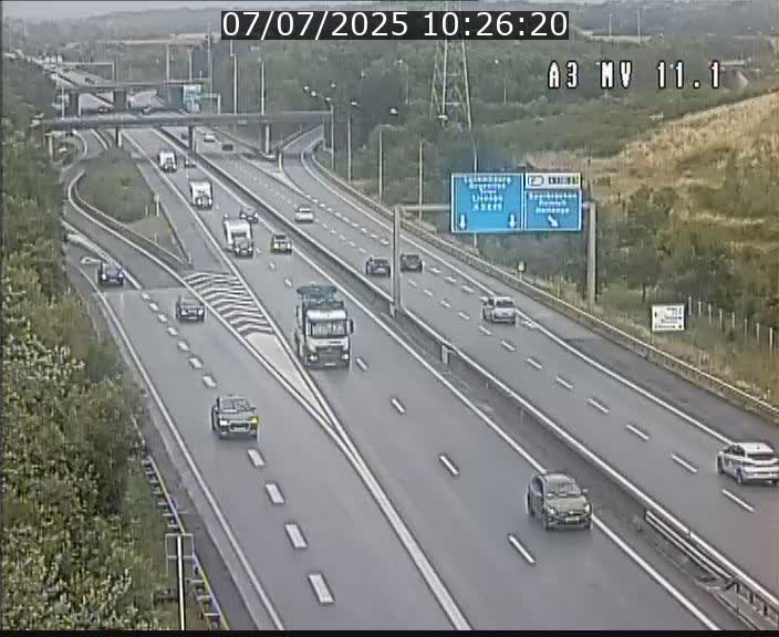 Traffic live webcam Luxembourg Croix de Bettembourg A3 - BK 11.1 - direction Luxembourg-ville