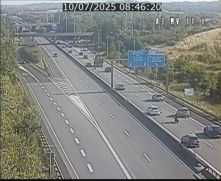 Traffic live webcam Luxembourg Croix de Bettembourg A3 - BK 11.1 - direction Luxembourg-ville