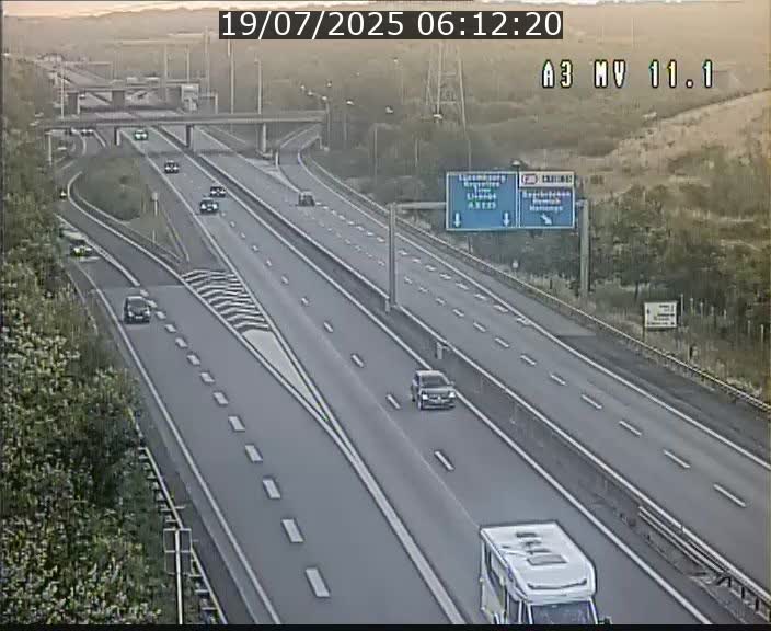 Traffic live webcam Luxembourg Croix de Bettembourg A3 - BK 11.1 - direction Luxembourg-ville