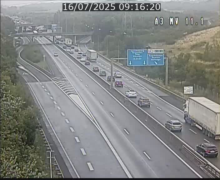 Traffic live webcam Luxembourg Croix de Bettembourg A3 - BK 11.1 - direction Luxembourg-ville