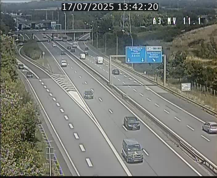 Traffic live webcam Luxembourg Croix de Bettembourg A3 - BK 11.1 - direction Luxembourg-ville