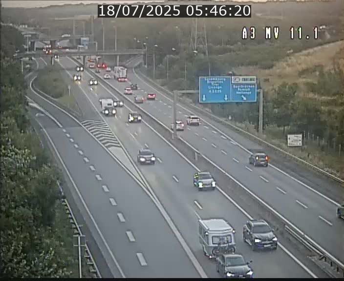 Traffic live webcam Luxembourg Croix de Bettembourg A3 - BK 11.1 - direction Luxembourg-ville