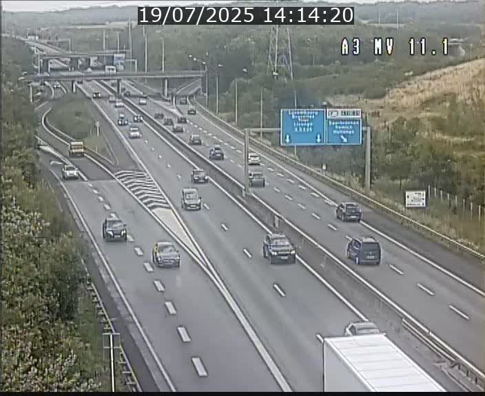 Traffic live webcam Luxembourg Croix de Bettembourg A3 - BK 11.1 - direction Luxembourg-ville
