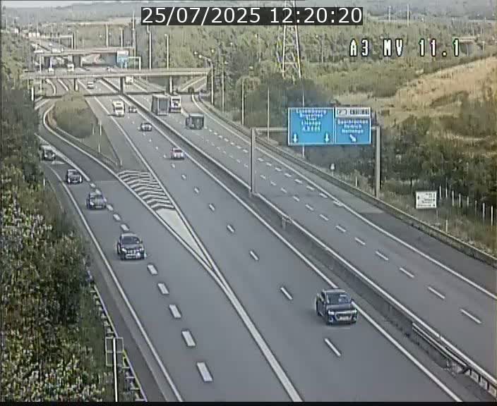 Traffic live webcam Luxembourg Croix de Bettembourg A3 - BK 11.1 - direction Luxembourg-ville