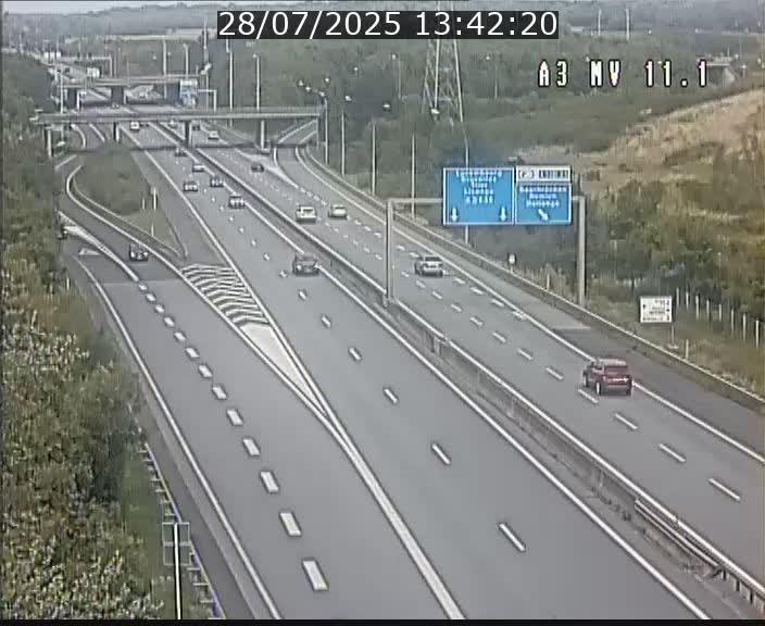 Traffic live webcam Luxembourg Croix de Bettembourg A3 - BK 11.1 - direction Luxembourg-ville
