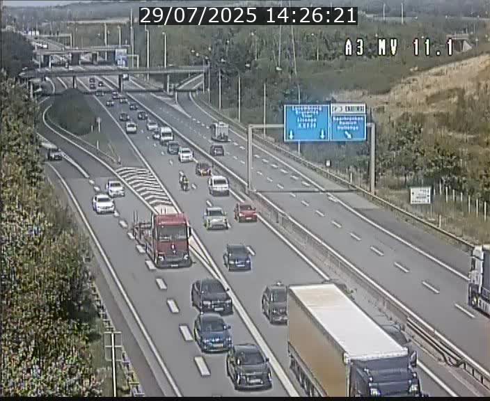 Traffic live webcam Luxembourg Croix de Bettembourg A3 - BK 11.1 - direction Luxembourg-ville