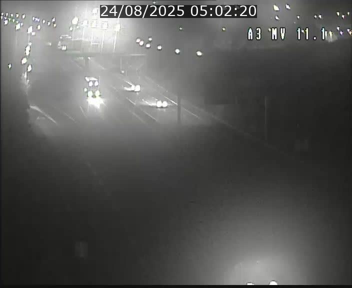 Traffic live webcam Luxembourg Croix de Bettembourg A3 - BK 11.1 - direction Luxembourg-ville