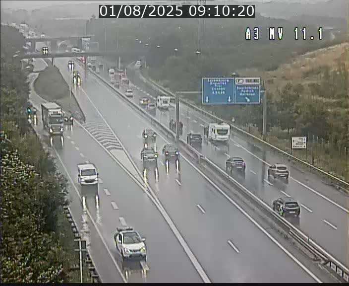 Traffic live webcam Luxembourg Croix de Bettembourg A3 - BK 11.1 - direction Luxembourg-ville