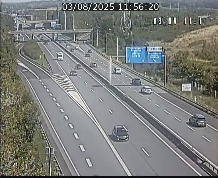 Traffic live webcam Luxembourg Croix de Bettembourg A3 - BK 11.1 - direction Luxembourg-ville
