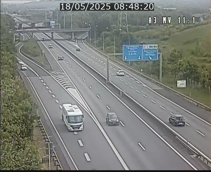 <h2>Traffic live webcam Luxembourg Croix de Bettembourg A3 - BK 11.1 - direction Luxembourg-ville</h2>