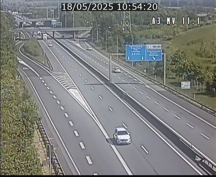 <h2>Traffic live webcam Luxembourg Croix de Bettembourg A3 - BK 11.1 - direction Luxembourg-ville</h2>