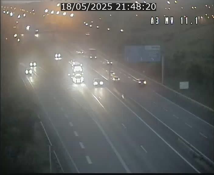 <h2>Traffic live webcam Luxembourg Croix de Bettembourg A3 - BK 11.1 - direction Luxembourg-ville</h2>