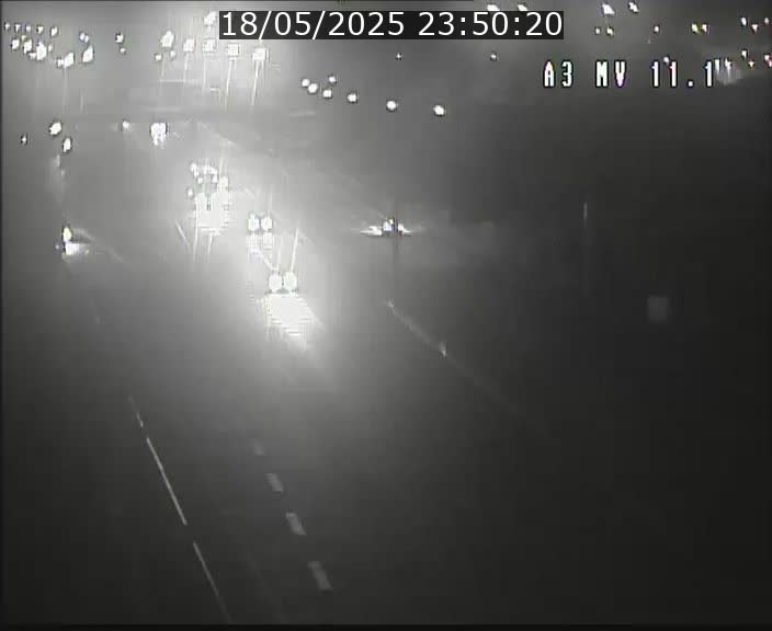 <h2>Traffic live webcam Luxembourg Croix de Bettembourg A3 - BK 11.1 - direction Luxembourg-ville</h2>