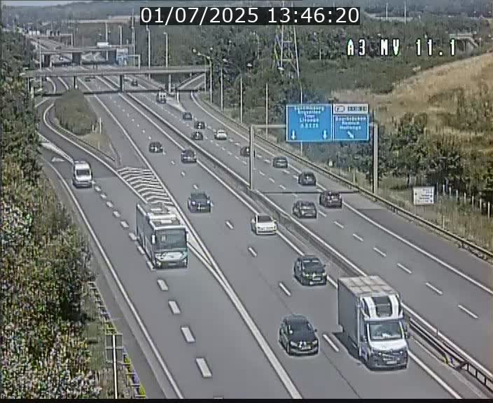 Traffic live webcam Luxembourg Croix de Bettembourg A3 - BK 11.1 - direction Luxembourg-ville