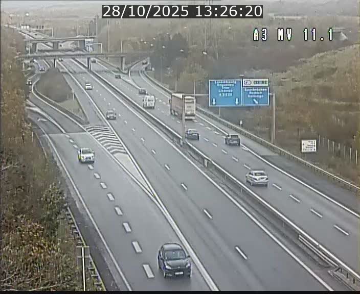 <h2>Traffic live webcam Luxembourg Croix de Bettembourg A3 - BK 11.1 - direction Luxembourg-ville</h2>