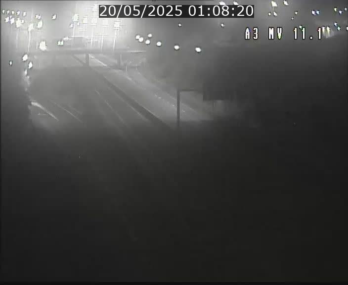 <h2>Traffic live webcam Luxembourg Croix de Bettembourg A3 - BK 11.1 - direction Luxembourg-ville</h2>