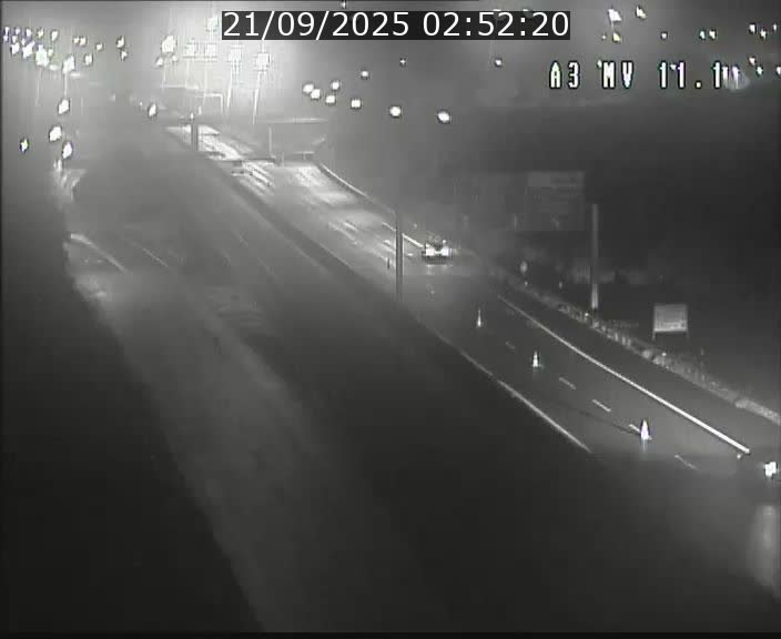 Traffic live webcam Luxembourg Croix de Bettembourg A3 - BK 11.1 - direction Luxembourg-ville