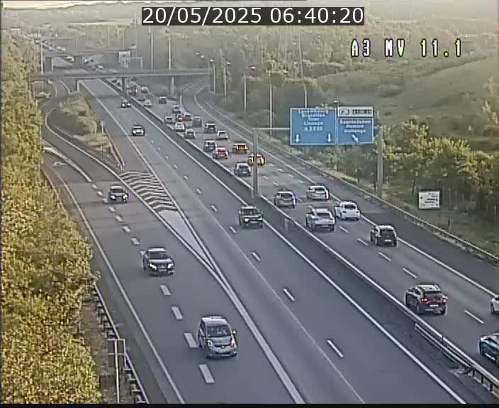 <h2>Traffic live webcam Luxembourg Croix de Bettembourg A3 - BK 11.1 - direction Luxembourg-ville</h2>