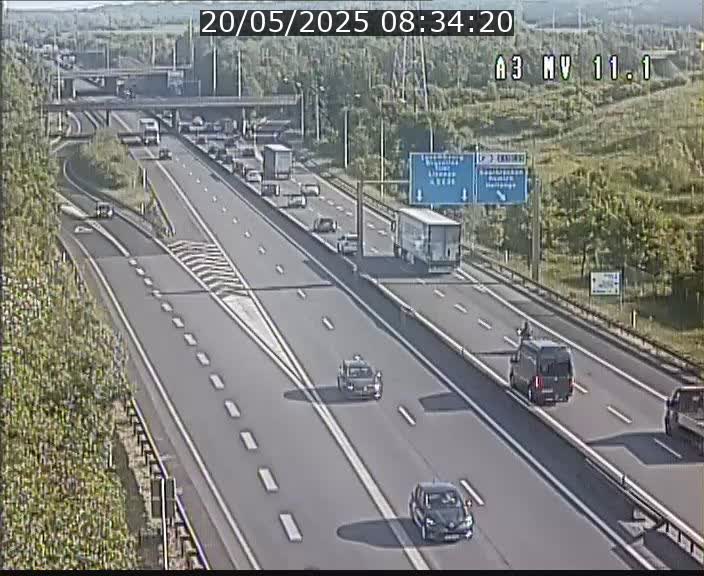<h2>Traffic live webcam Luxembourg Croix de Bettembourg A3 - BK 11.1 - direction Luxembourg-ville</h2>