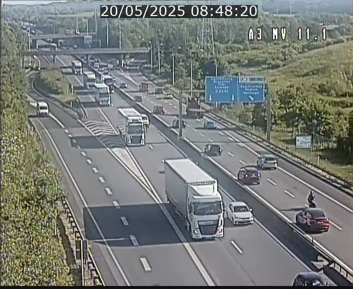 <h2>Traffic live webcam Luxembourg Croix de Bettembourg A3 - BK 11.1 - direction Luxembourg-ville</h2>