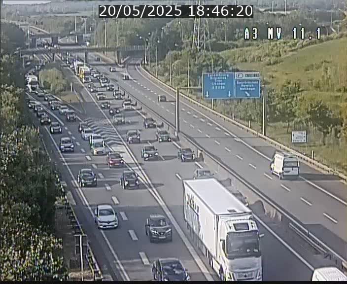 <h2>Traffic live webcam Luxembourg Croix de Bettembourg A3 - BK 11.1 - direction Luxembourg-ville</h2>