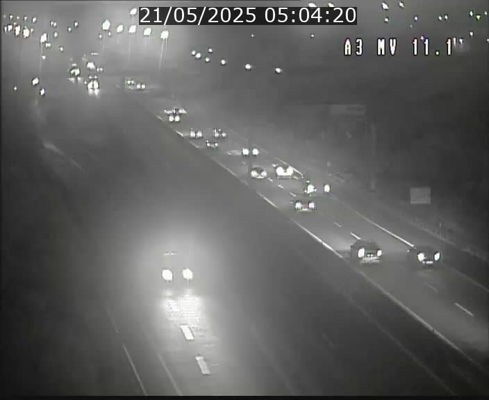 <h2>Traffic live webcam Luxembourg Croix de Bettembourg A3 - BK 11.1 - direction Luxembourg-ville</h2>