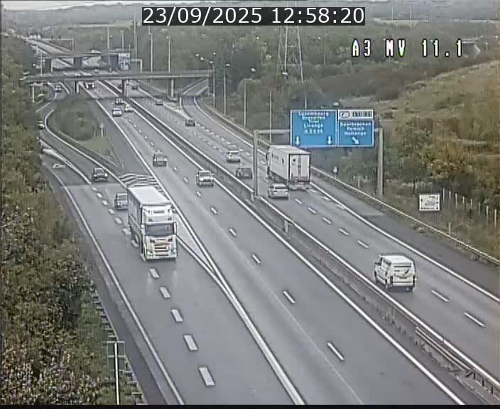 Traffic live webcam Luxembourg Croix de Bettembourg A3 - BK 11.1 - direction Luxembourg-ville
