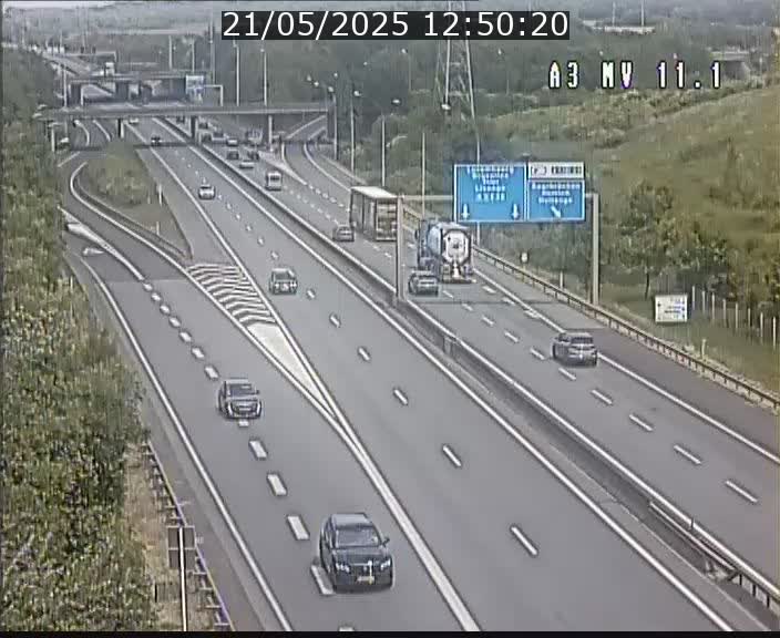 <h2>Traffic live webcam Luxembourg Croix de Bettembourg A3 - BK 11.1 - direction Luxembourg-ville</h2>