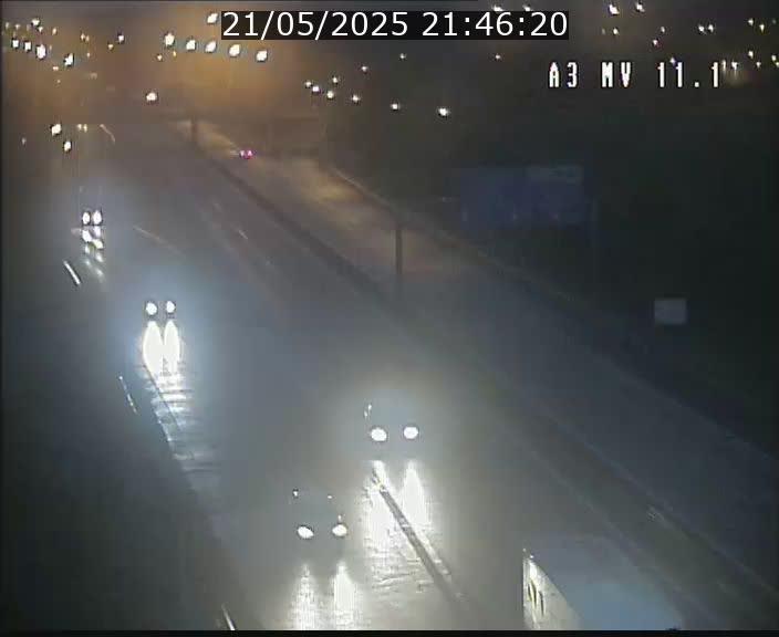 <h2>Traffic live webcam Luxembourg Croix de Bettembourg A3 - BK 11.1 - direction Luxembourg-ville</h2>