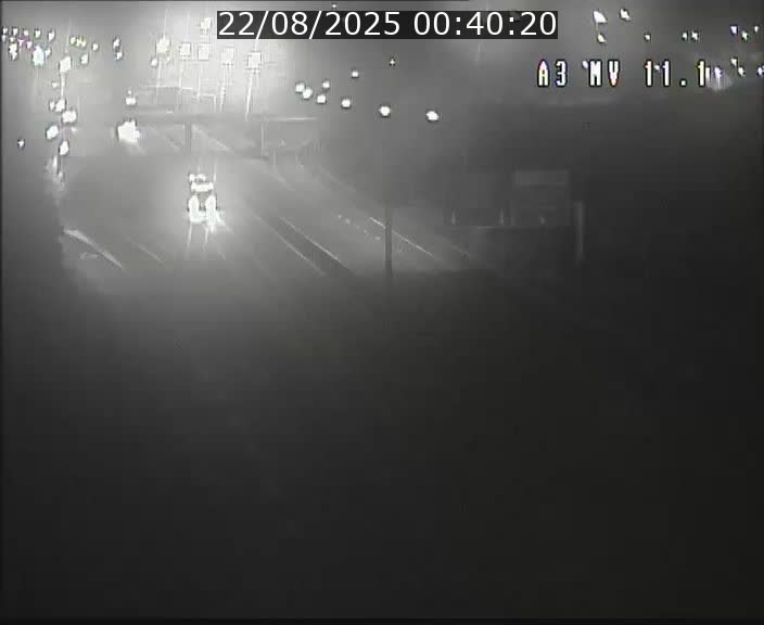 <h2>Traffic live webcam Luxembourg Croix de Bettembourg A3 - BK 11.1 - direction Luxembourg-ville</h2>
