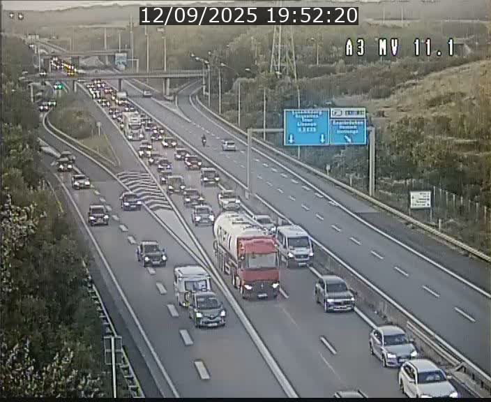<h2>Traffic live webcam Luxembourg Croix de Bettembourg A3 - BK 11.1 - direction Luxembourg-ville</h2>