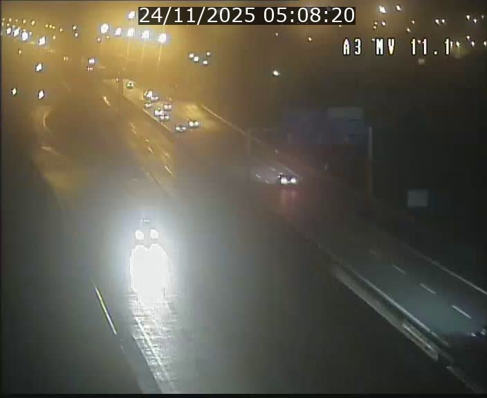 Traffic live webcam Luxembourg Croix de Bettembourg A3 - BK 11.1 - direction Luxembourg-ville