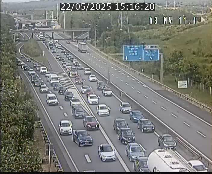 <h2>Traffic live webcam Luxembourg Croix de Bettembourg A3 - BK 11.1 - direction Luxembourg-ville</h2>